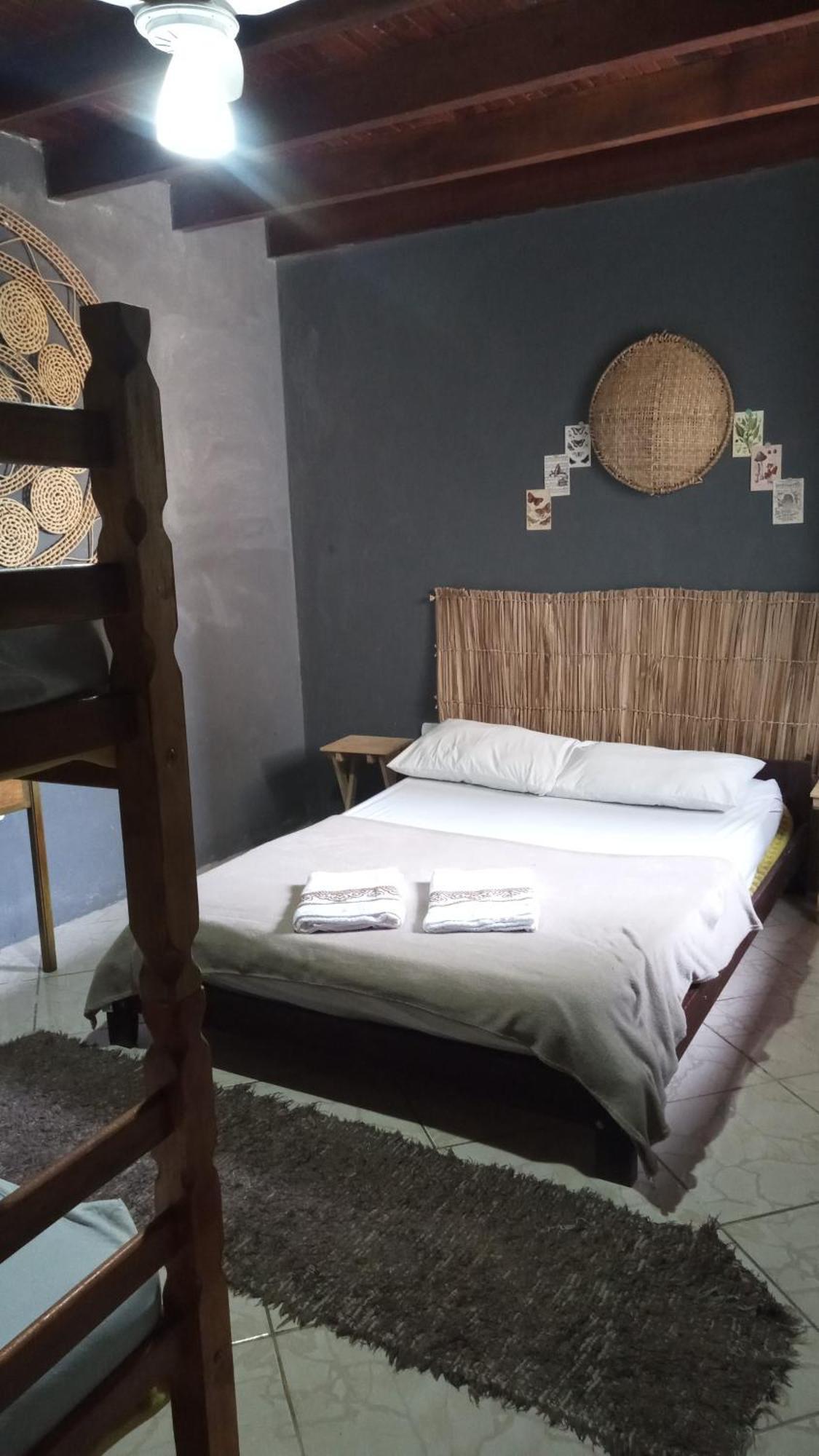 Hostel Embauba باراتي الغرفة الصورة